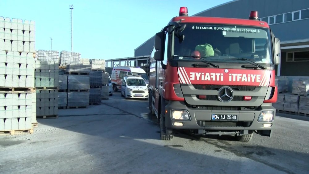 İşçi, beton mikserine düştü