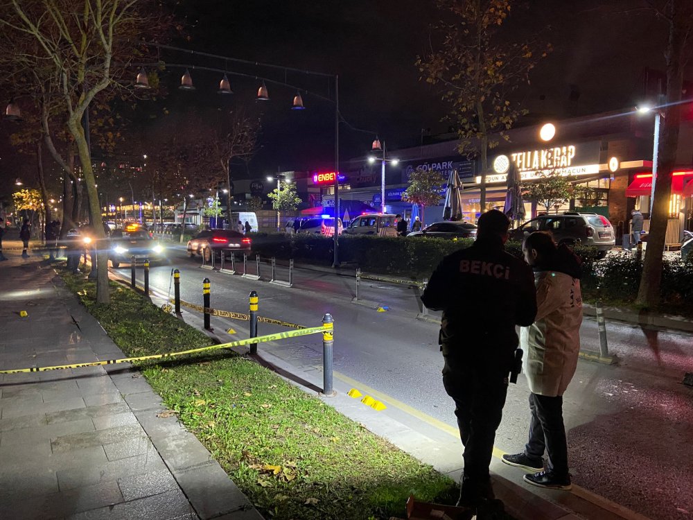 İstanbul'da gece kulübüne uzun namlulu silahla saldırı