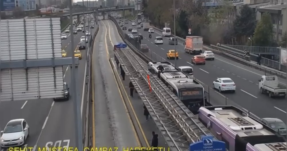 Sosyal medya fenomeni video çekmek uğruna metrobüsün üzerinde yolculuk etti