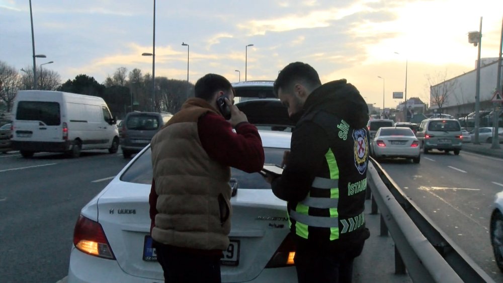 İstanbul'da siren ve çakar kullananlara yönelik denetim yapıldı