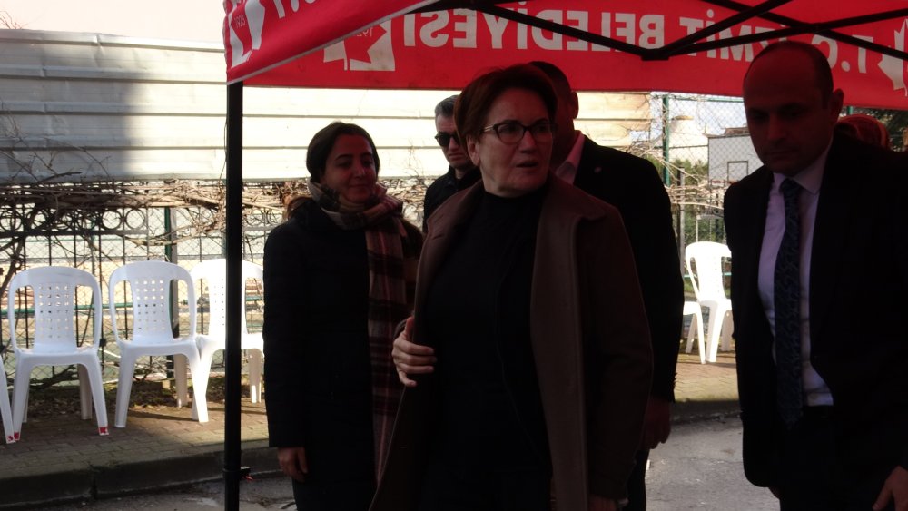 Meral Akşener'in ablası son yolculuğuna uğurlandı