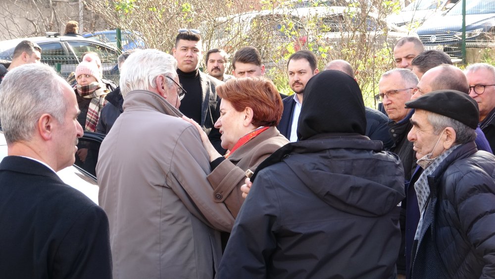 Meral Akşener'in ablası son yolculuğuna uğurlandı