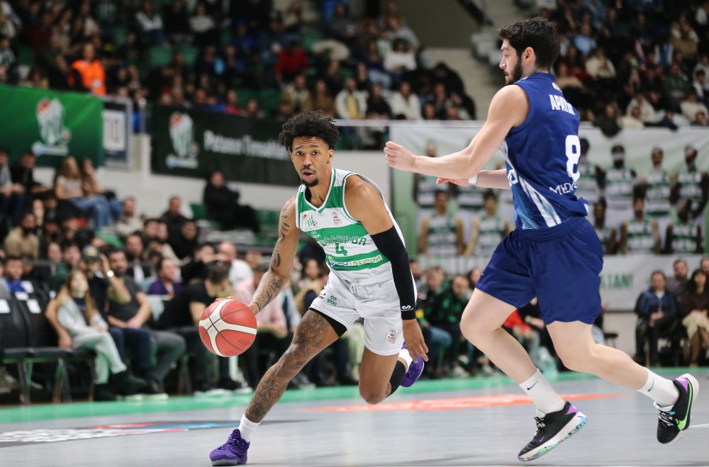 Bursaspor rakibi Büyükçekmece Basketbol'u 94-81 yendi