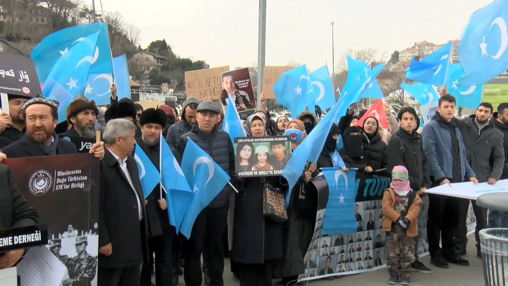 Gulca Katliamı yıl dönümünde Çin protesto edildi