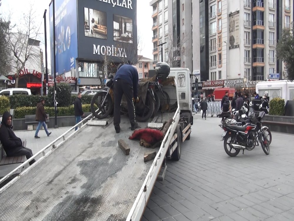 Motosiklet sürücülerine Esenyurt'ta denetim yapıldı