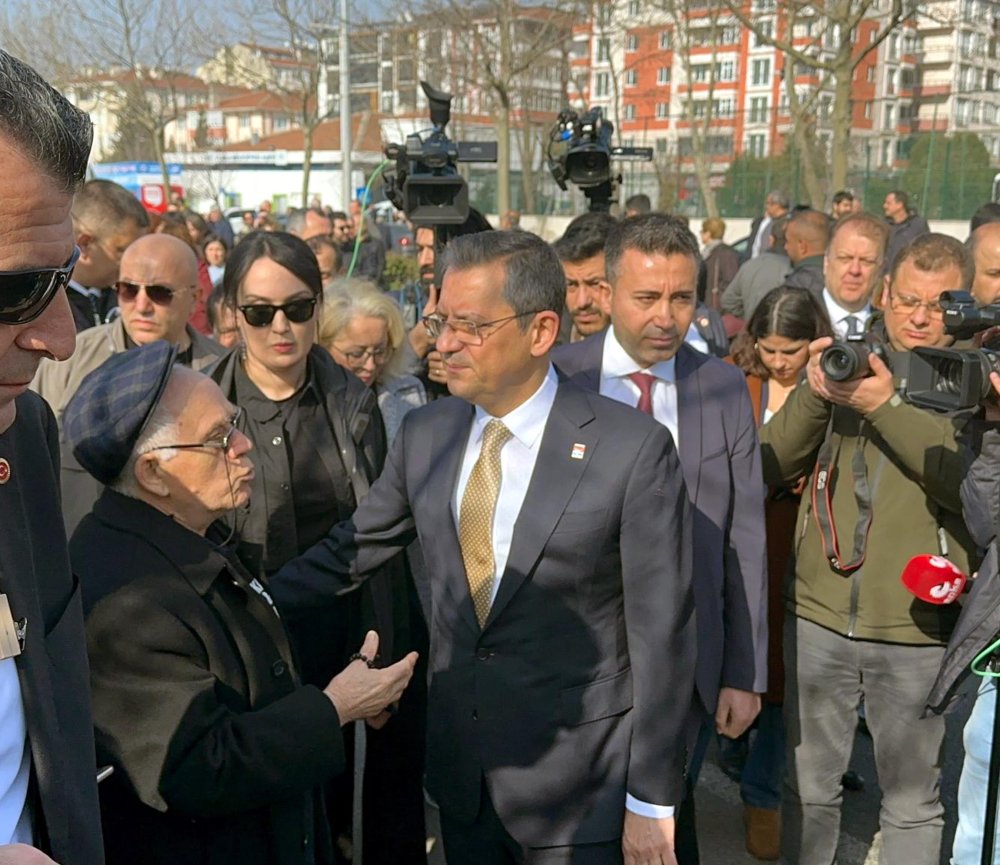 Özgür Özel'den Çorlu kararına tepki: 'Adaleti rayların altında bırakmayacağız'