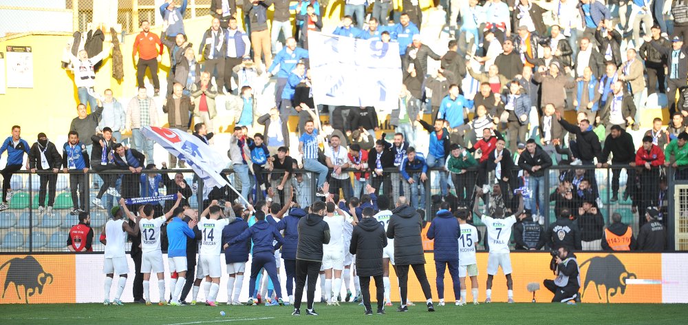 Kasımpaşa rakibini evinde 2-1 yendi