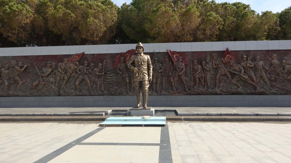 Çanakkale Şehitler Abidesi, yarınki törenler için hazırlıkları tamamlandı