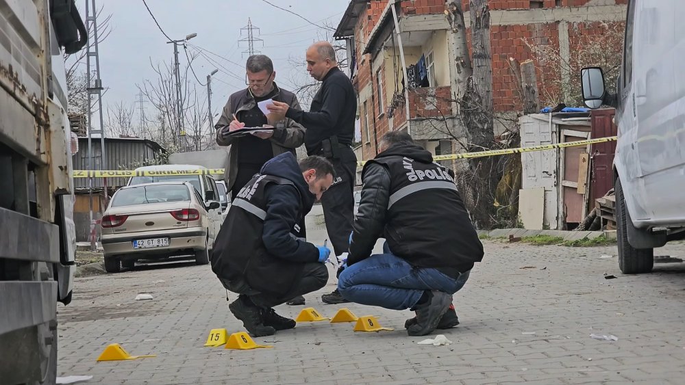 Kaportacı dükkanına silahlı saldırı düzenlendi