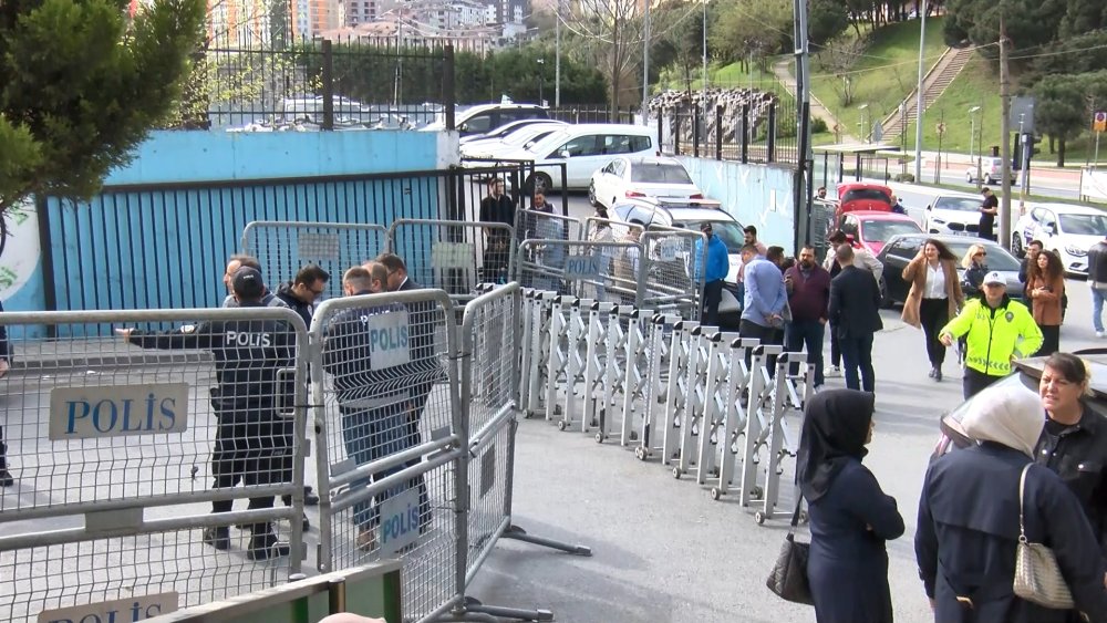 Gaziosmanpaşa'da yeniden oy sayımı başladı