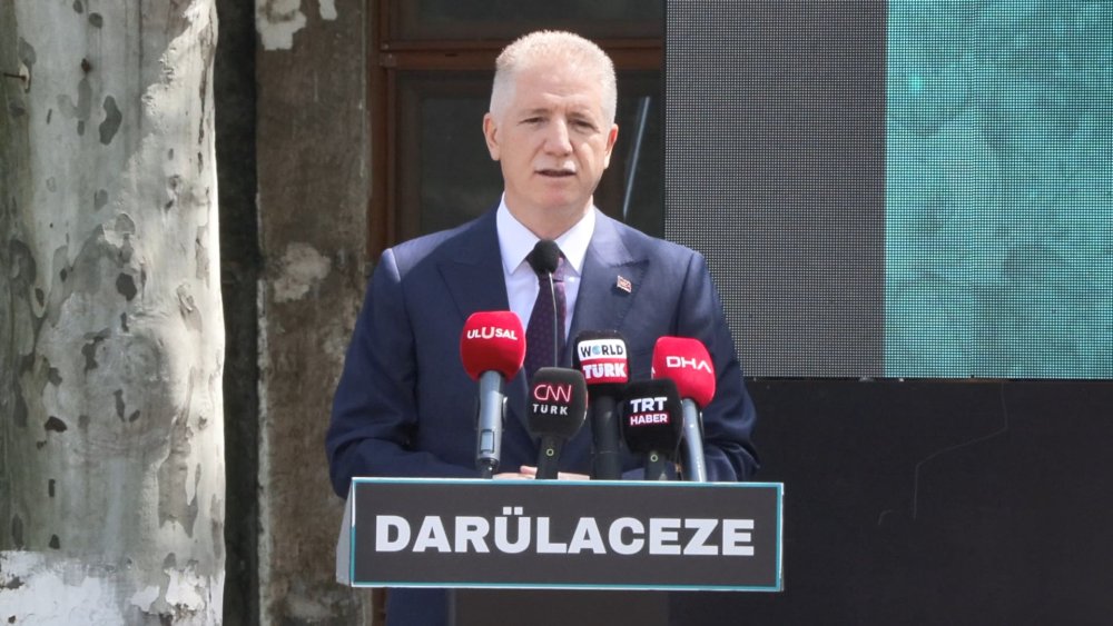 Vali Gül'den Darülaceze'ye bayramlaşma töreni