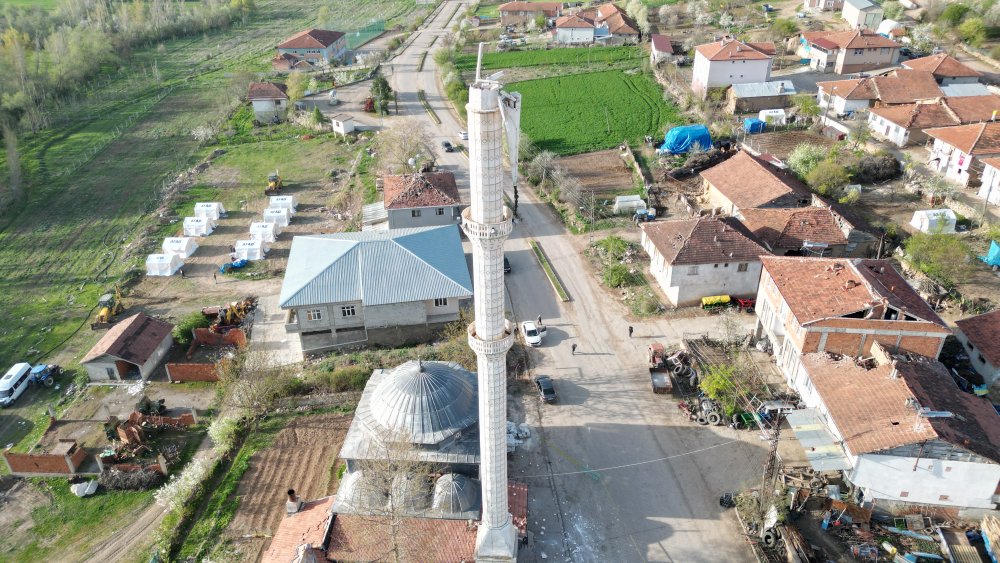 Depremin merkez üssü Sulusaray havadan görüntülendi