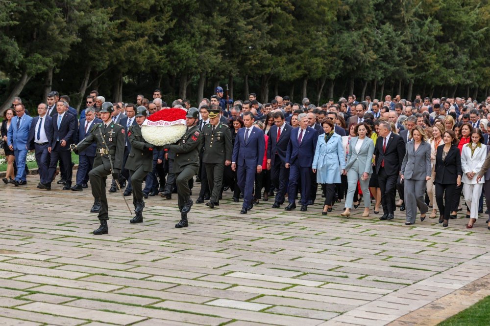 Özgür Özel'den Erdoğan'a: 'Küstahlaşmış ve kibrinden arınamamış bir noktada'