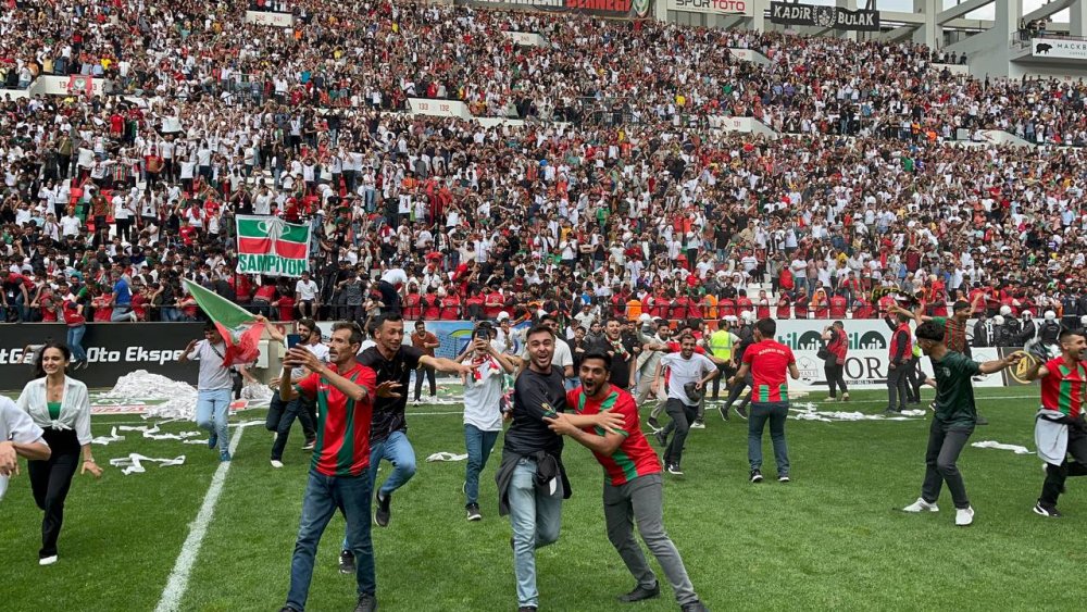 Amedspor şampiyon oldu: 1'inci Lig'e yükseldi