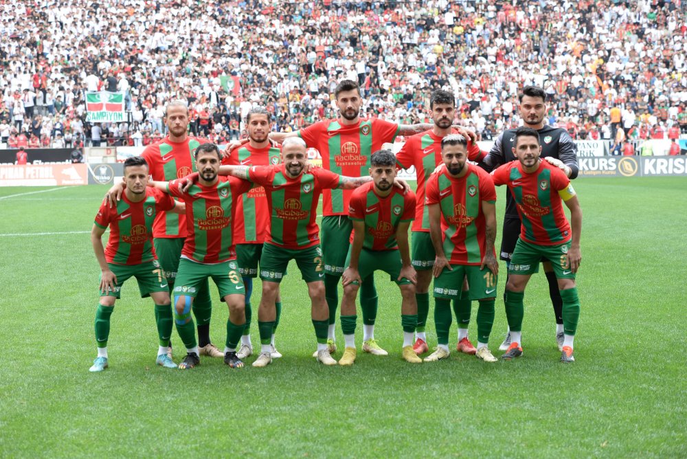 Amedspor şampiyon oldu: 1'inci Lig'e yükseldi