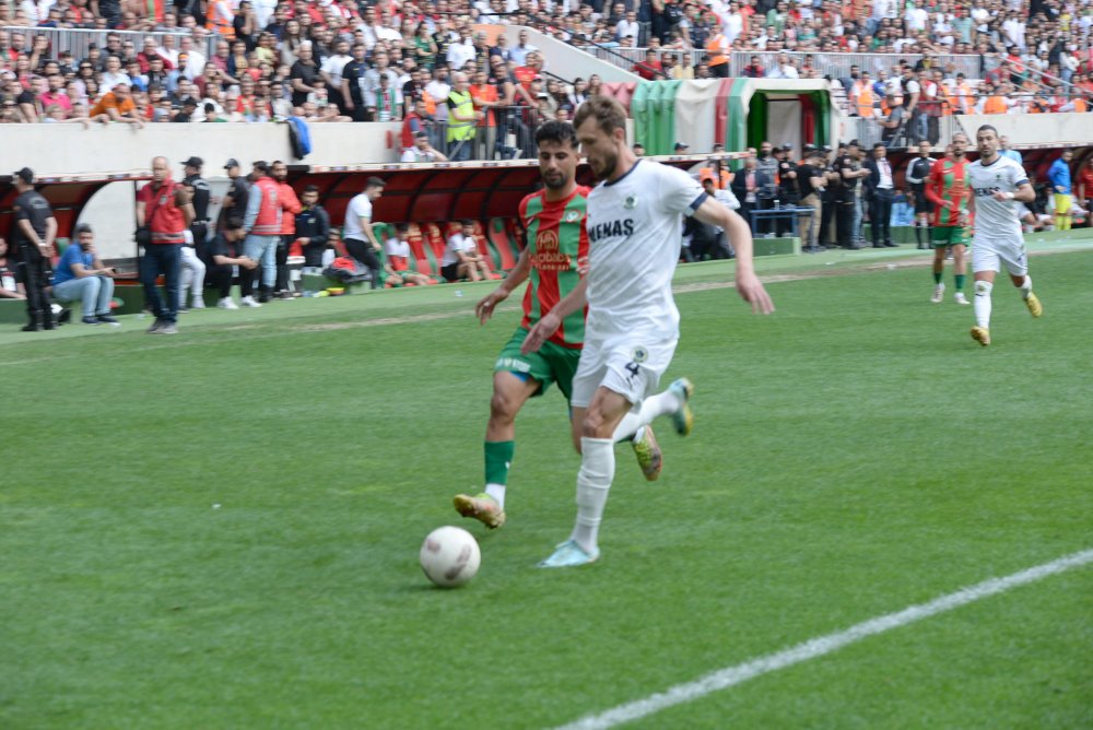 Amedspor şampiyon oldu: 1'inci Lig'e yükseldi