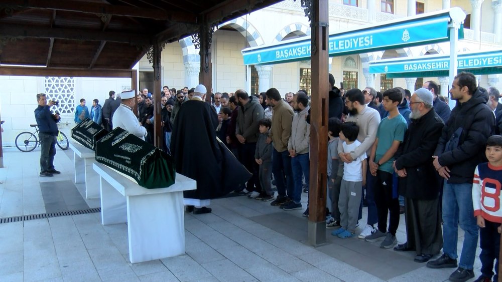 Gölette boğularak hayatını kaybeden Mısırlı kardeşler son yolculuğuna uğurlandı