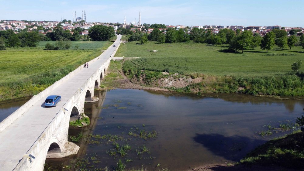 'Deliler Mezarlığı' zamana yenik düştü