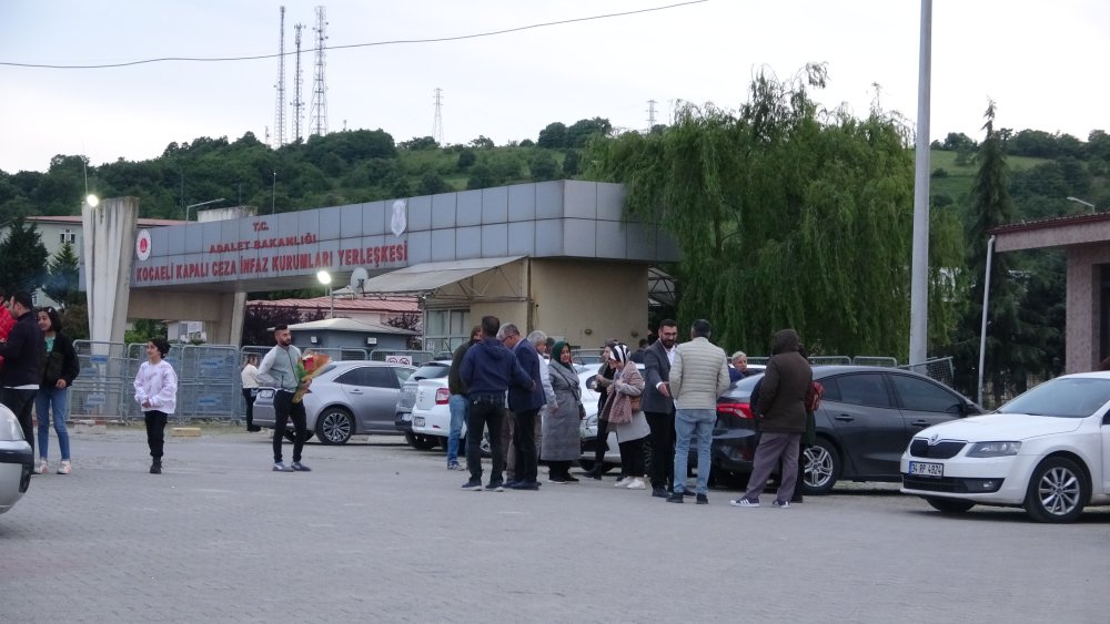 Son dakika! Gültan Kışanak cezaevinden tahliye edildi