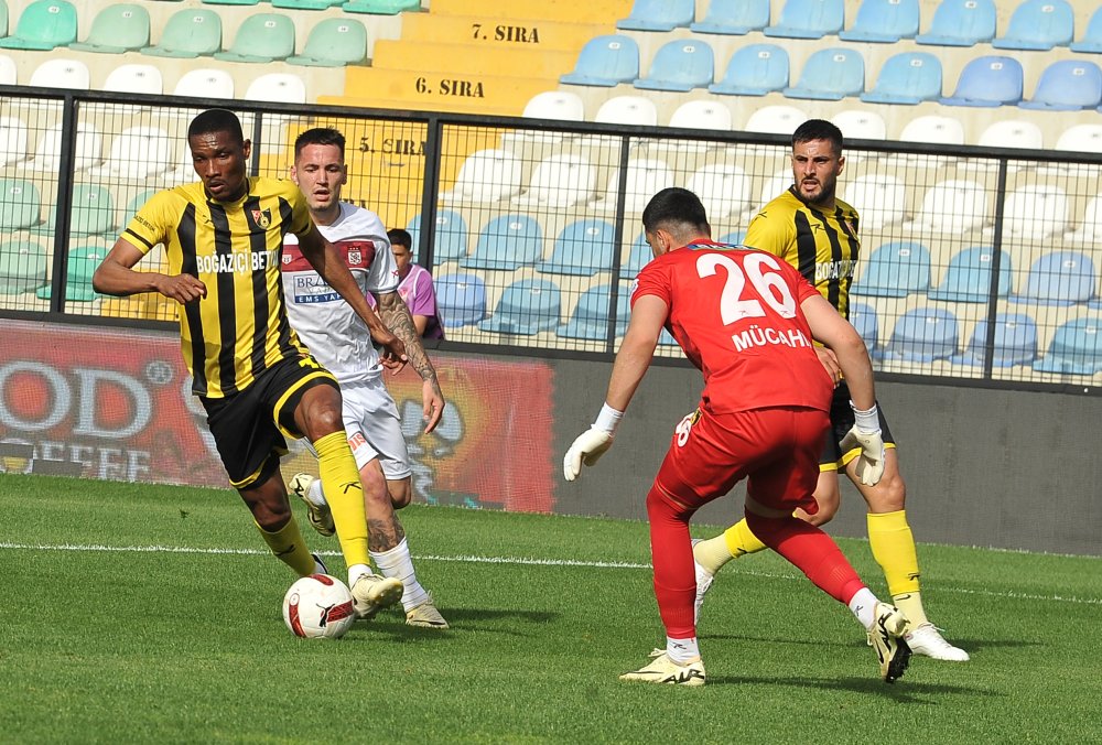 Sivasspor rakibi İstanbulspor 3-1 yendi