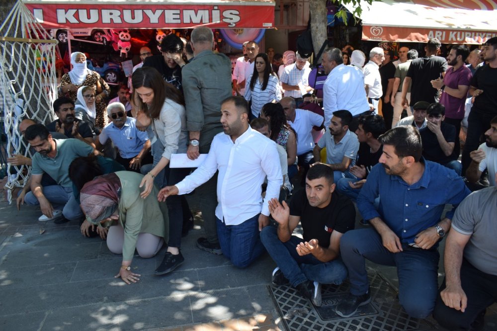 Batman'da kayyum protestosuna polis müdahalesi:Gözaltılar var