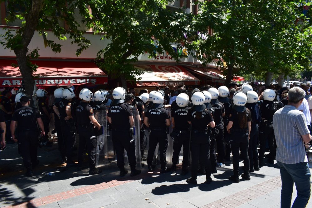 Batman'da kayyum protestosuna polis müdahalesi:Gözaltılar var