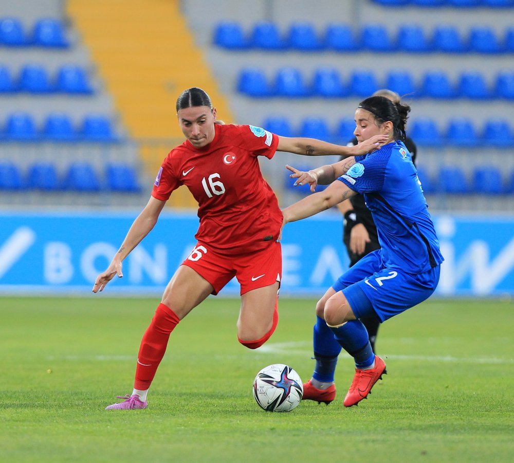 A Milli Kadın Futbol Takımı Azerbaycan'a 1-0 yenildi