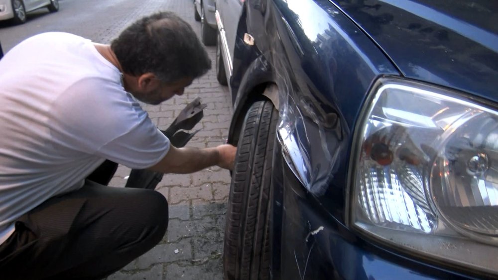 İstanbul'da kaza! Park halindeki araçlara çarpıp kayıplara karıştı