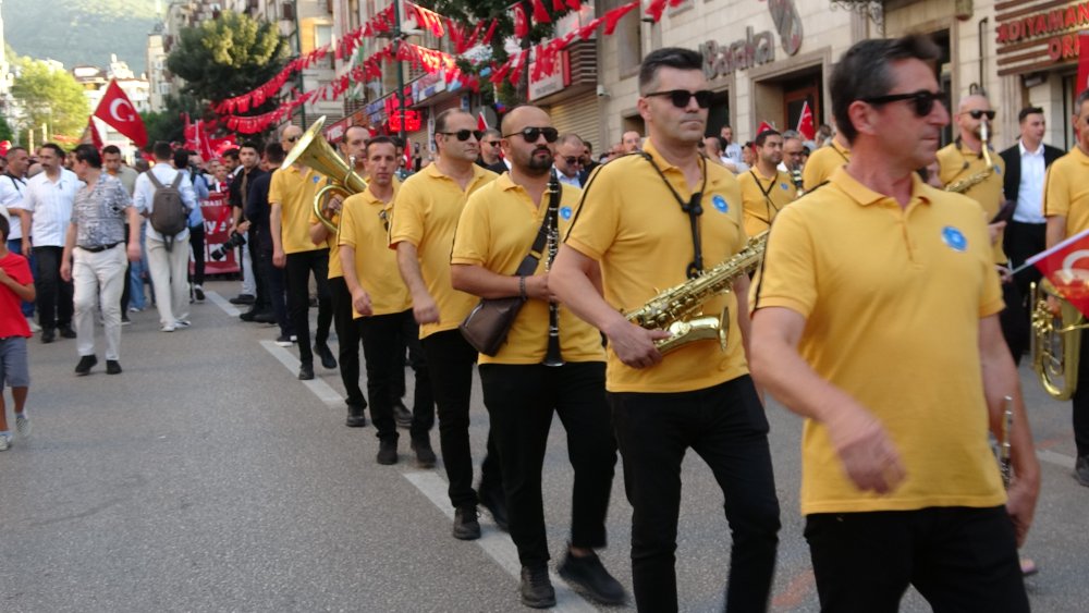 Bursa'da, 15 Temmuz Demokrasi ve Milli Birlik Günü coşkusu