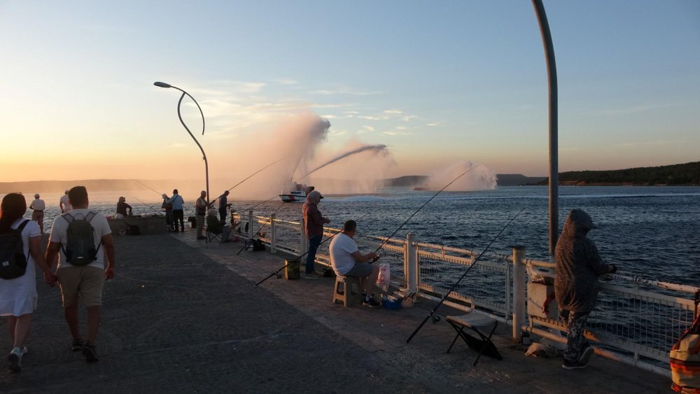 Çanakkale Cumhuriyet Meydanı'nda 15 Temmuz töreni