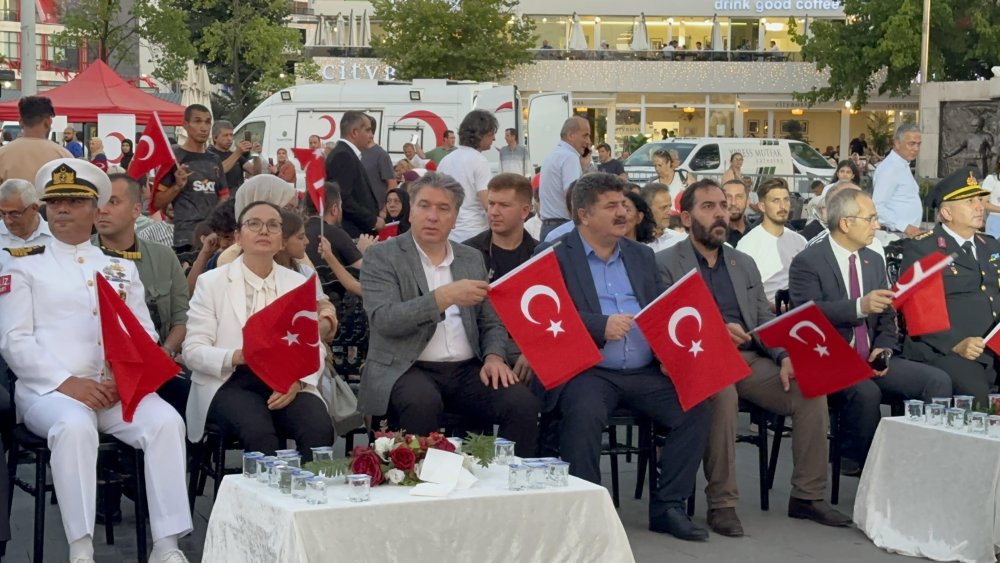 Yalova'da, 15 Temmuz Demokrasi ve Milli Birlik Günü coşkusu