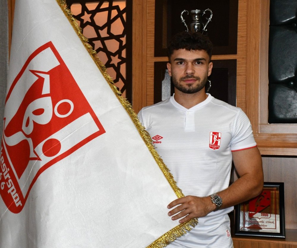 Balıkesirspor'da çifte imza