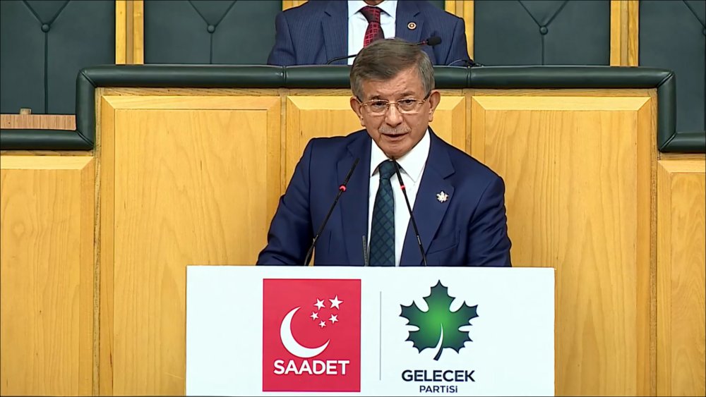 Davutoğlu: Devlet içinde ciddi bir tehlike görüyorum