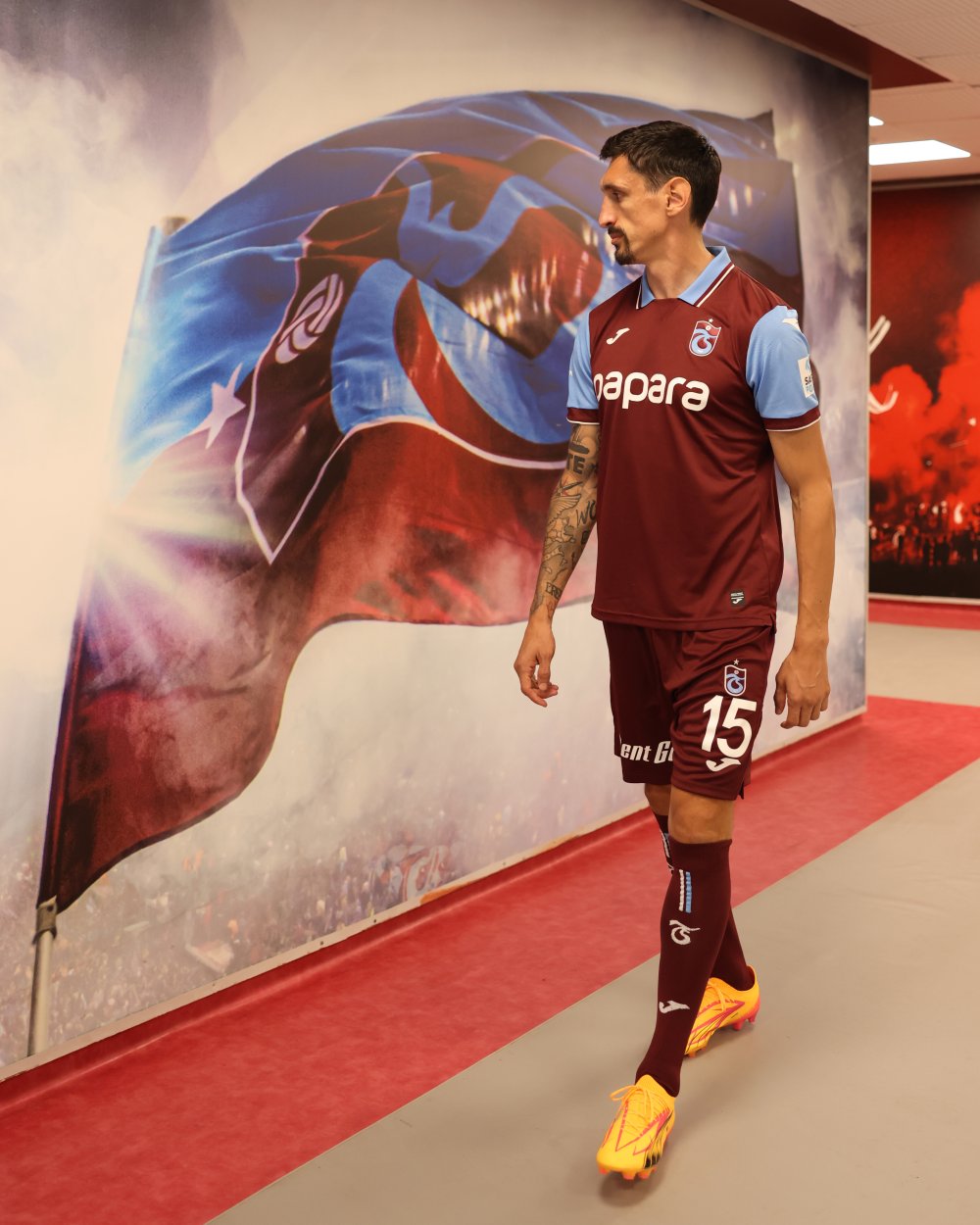 Trabzonspor'da Stefan Savic'e  imza töreni