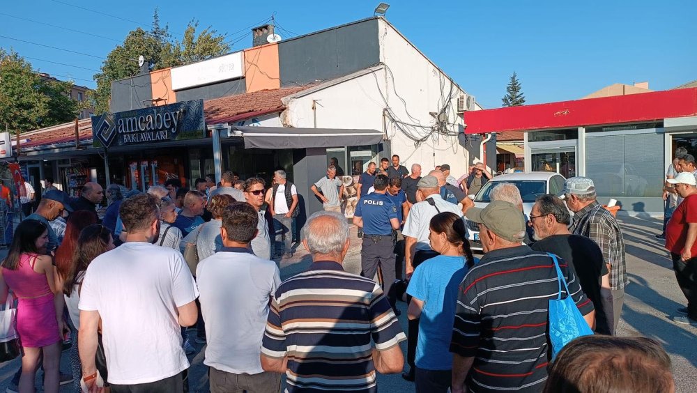 Oyundan etkilendi; maske ve çelik yelekle sokağa çıkıp 5 kişiyi bıçakladı!