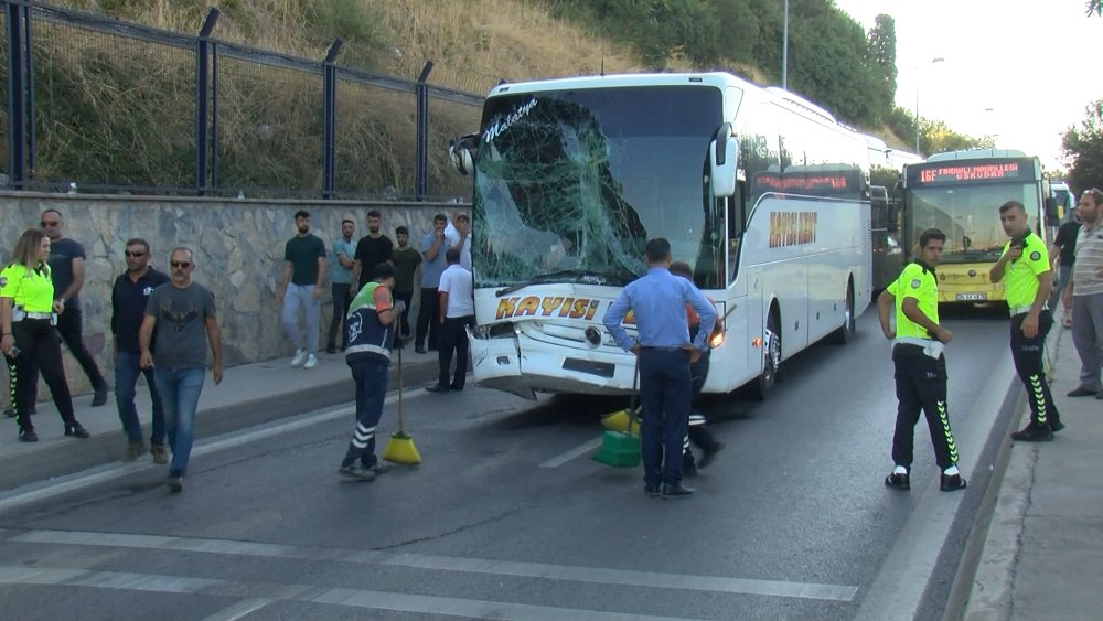 Yolcu otobüsü ile İETT otobüsü çarpıştı: Yaralılar var