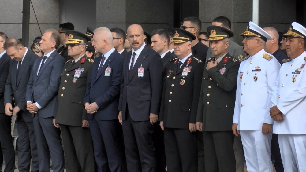 Şehit polis Peksoy için İstanbul İl Emniyet Müdürlüğü'nde tören