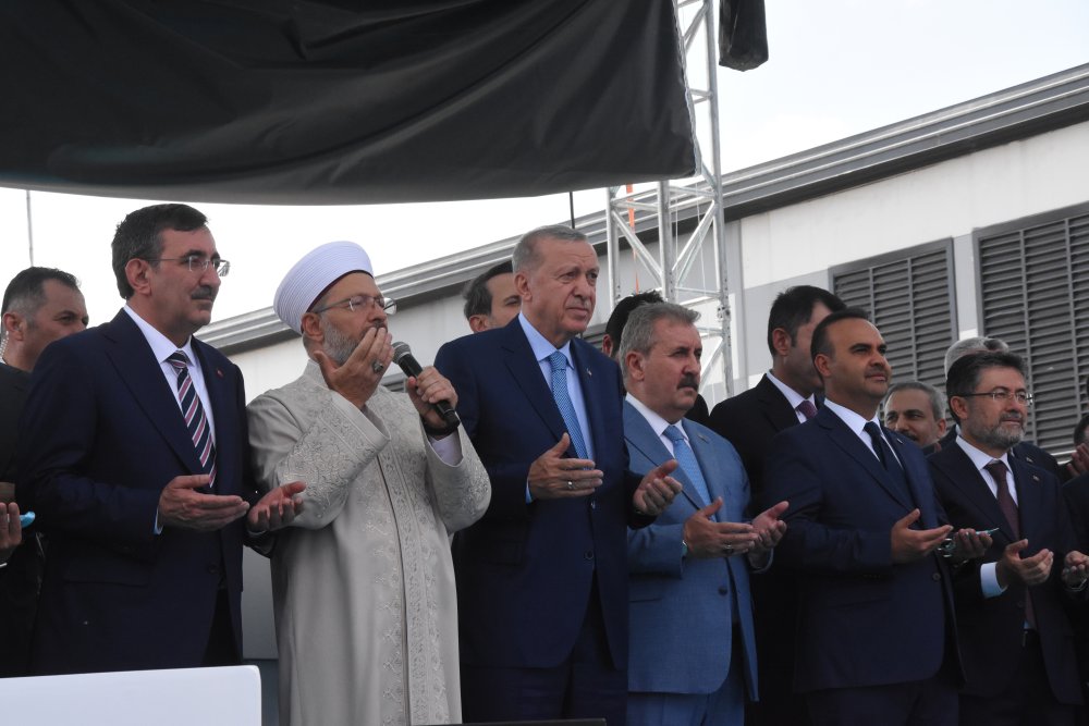 Erdoğan: Baskıların, yasakların olduğu günler tamamen geride kaldı