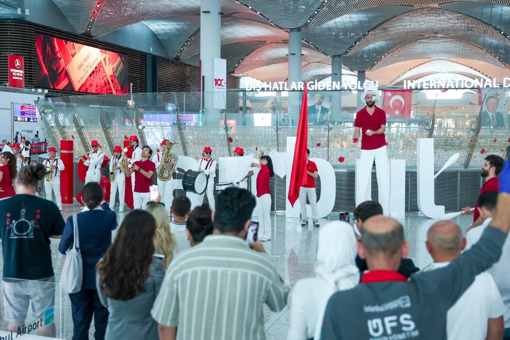 30 Ağustos Zafer Bayramı, İstanbul Havalimanı’nda coşkuyla kutlandı