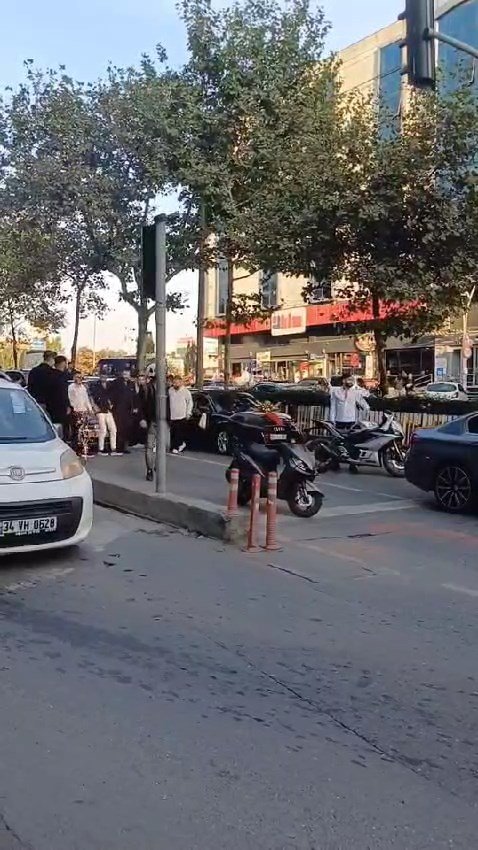 Sultangazi'de yolu kapatan düğün konvoyuna para cezası kesildi