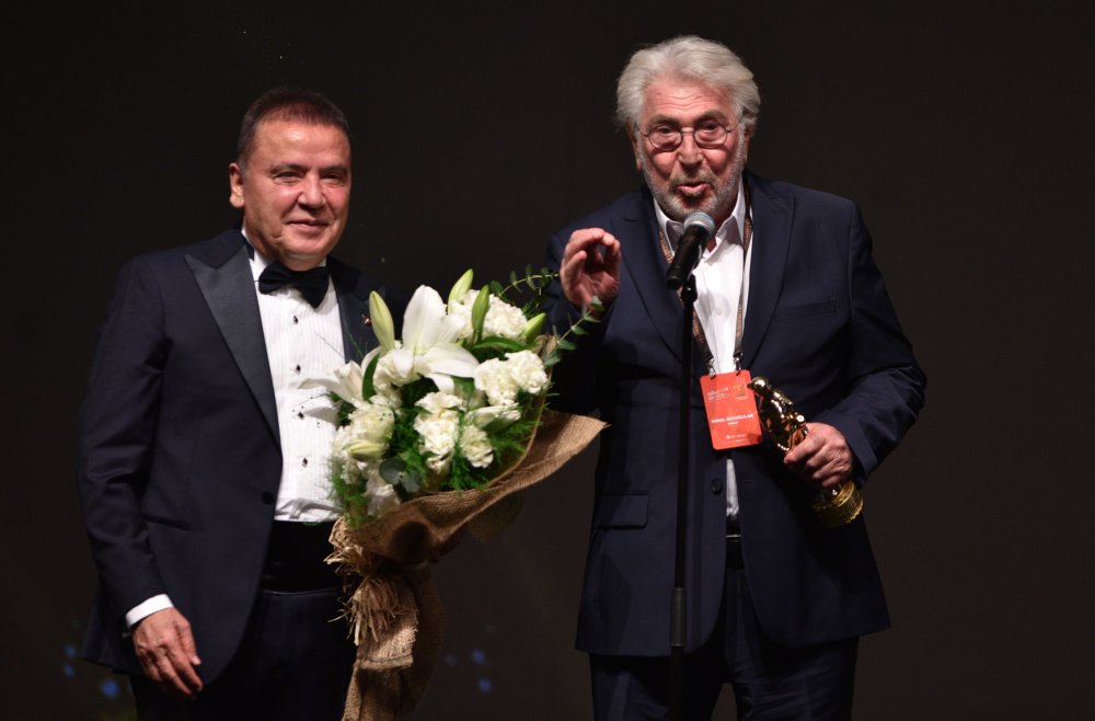 61. Antalya Altın Portakal Film Festivali'ne coşkulu açılış töreni