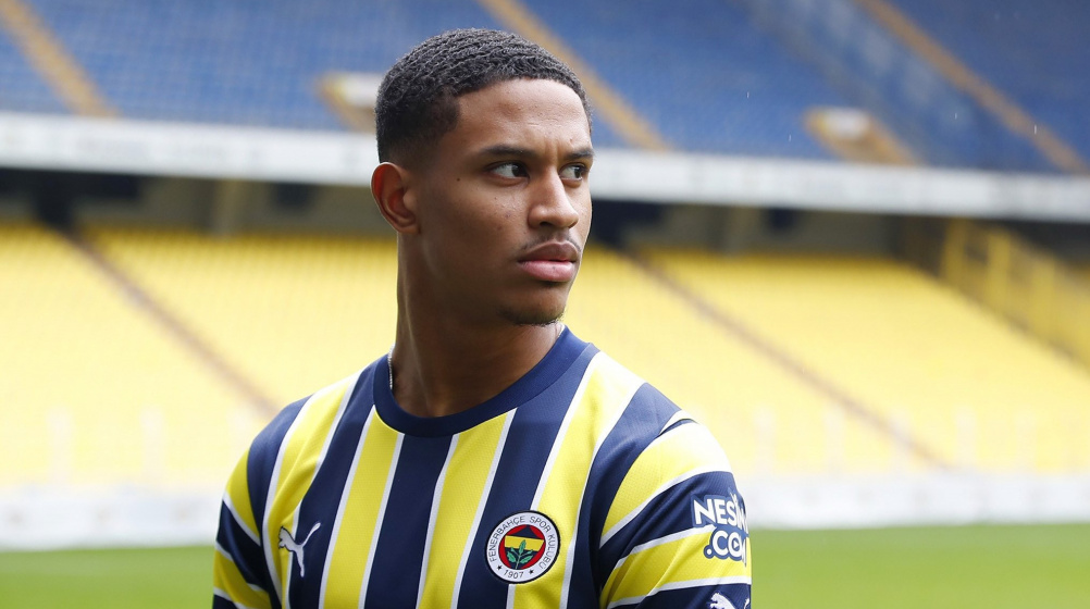 jayden-oosterwolde-fenerbahce-2023-1675087720-101053.jpg