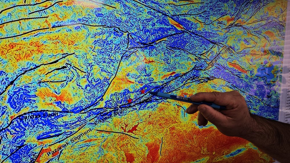 Malatya depremiyle ilgili dikkat çeken tespit! Haritada görünmeyen fay nerede?