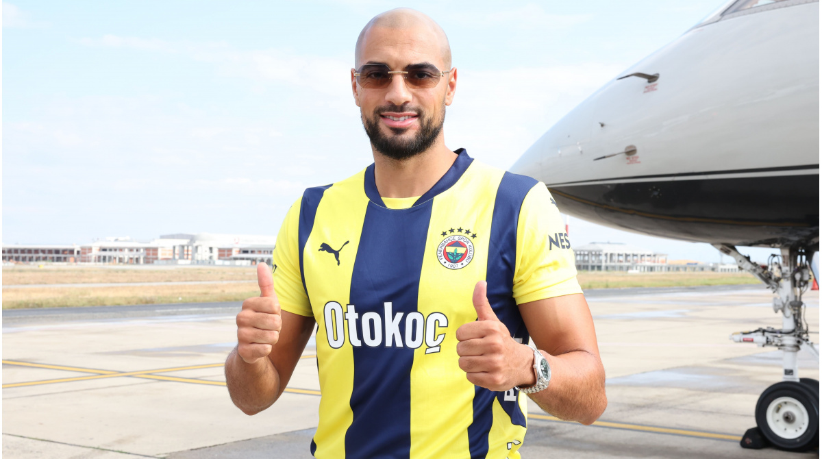 sofyan-amrabat-fenerbahce-2024-2025.jpg