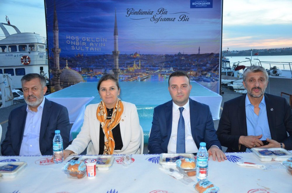 silivri ak parti iftar