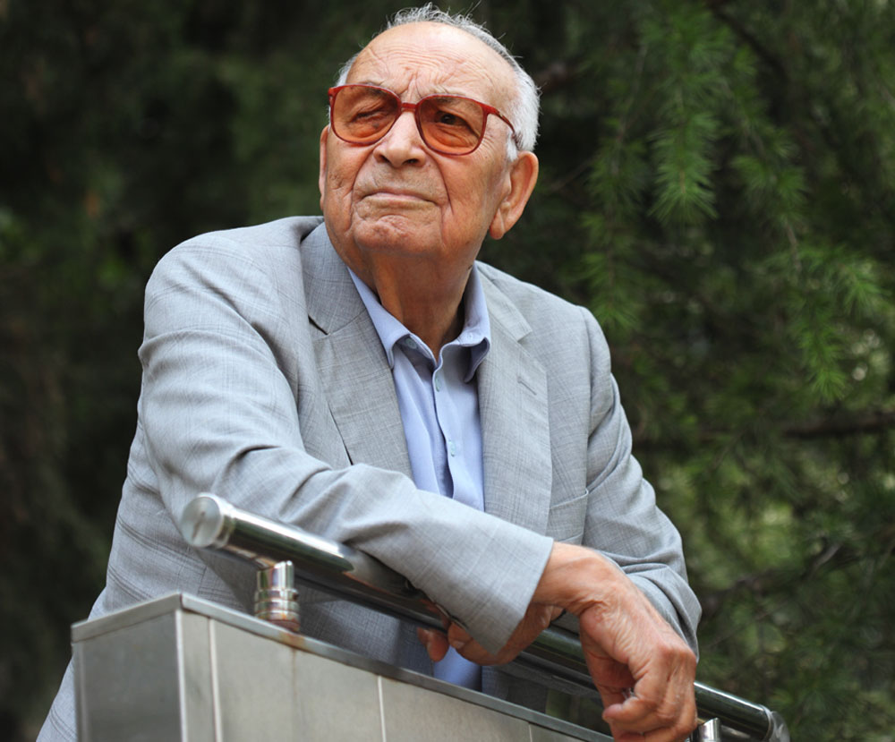 yaşar kemal