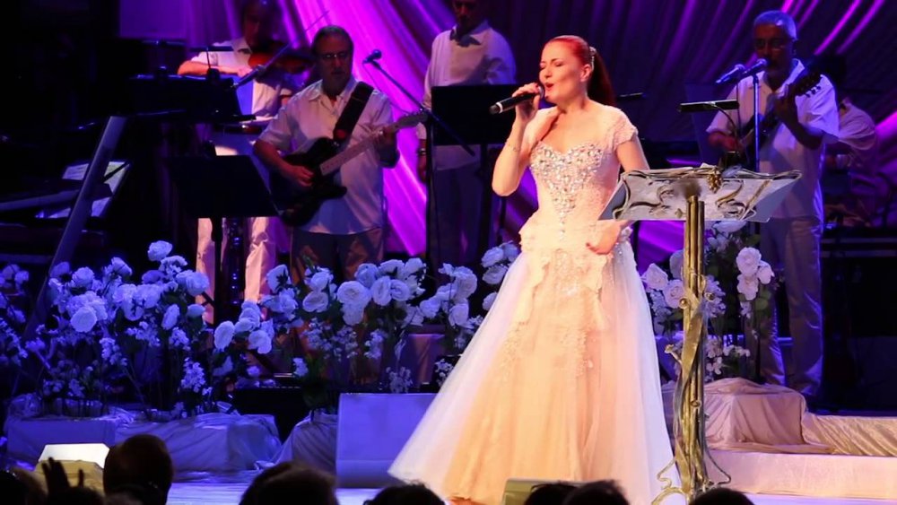 candan erçetin konser