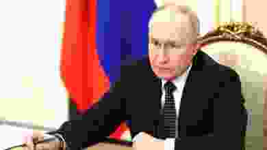 Rusya Devlet Başkanı Putin,  İran Yürütme Şubesinin Vekaleten Başkanı Mokhber ile görüştü