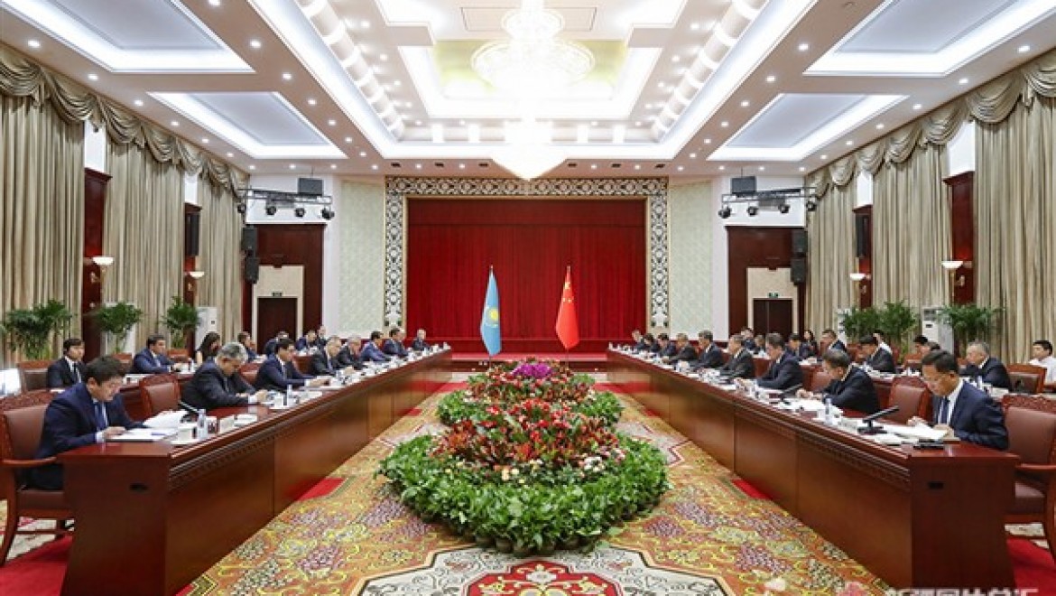 Özbekistan, Tacikistan ve Kazakistan'dan Xinjiang'a üst düzeyli ziyaret