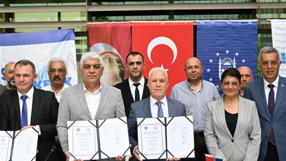 Bursa Büyükşehir Belediyesi ile Tüm Bel-Sen arasında toplu iş sözleşmesi imzalandı
